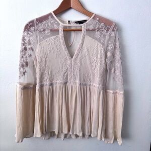 American Eagle cream lace boho blouse Size Small